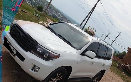 Toyota Land Cruiser 200, 2011 год, 3 150 000 рублей, 1 фотография