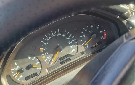 Mercedes-Benz E-Класс, 1998 год, 590 000 рублей, 6 фотография