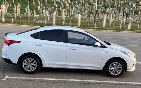 Hyundai Solaris II рестайлинг, 2020 год, 1 260 000 рублей, 4 фотография