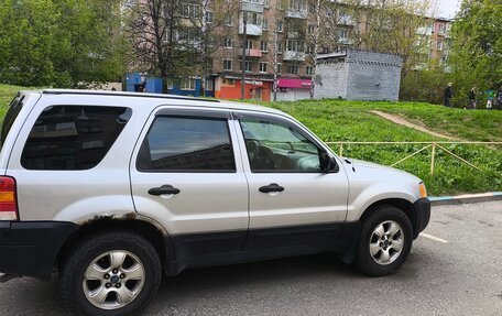 Ford Escape II, 2003 год, 300 000 рублей, 3 фотография