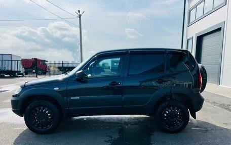 Chevrolet Niva I рестайлинг, 2017 год, 859 000 рублей, 3 фотография