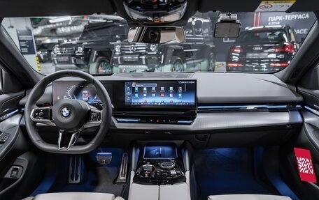 BMW 5 серия, 2024 год, 8 150 000 рублей, 2 фотография