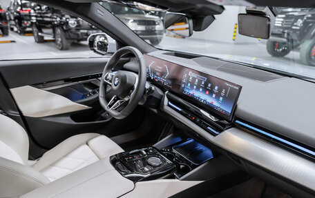 BMW 5 серия, 2024 год, 8 150 000 рублей, 12 фотография