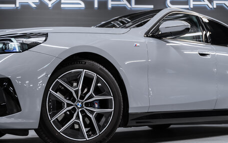 BMW 5 серия, 2024 год, 8 150 000 рублей, 10 фотография