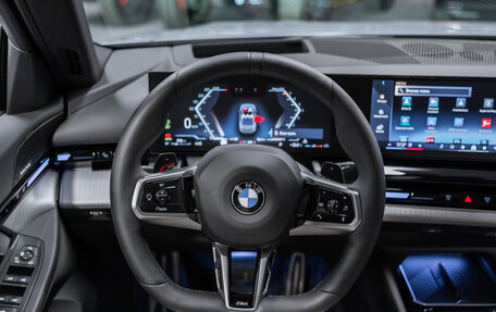 BMW 5 серия, 2024 год, 8 150 000 рублей, 14 фотография