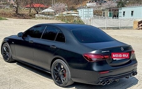 Mercedes-Benz E-Класс AMG, 2022 год, 7 055 123 рублей, 4 фотография