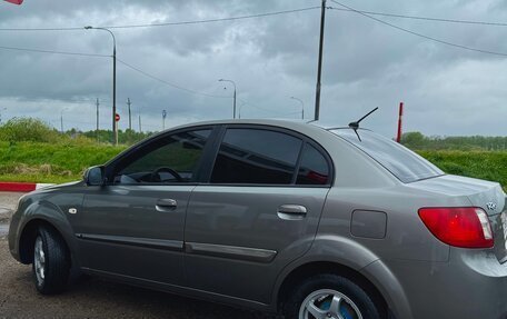KIA Rio II, 2010 год, 650 000 рублей, 3 фотография