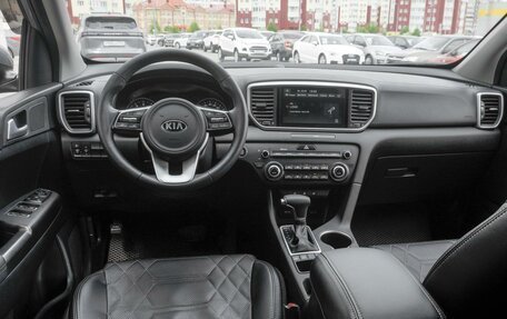 KIA Sportage IV рестайлинг, 2021 год, 2 599 000 рублей, 6 фотография