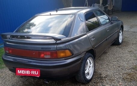 Mazda 323, 1989 год, 260 000 рублей, 5 фотография