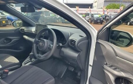 Toyota Yaris, 2021 год, 1 153 027 рублей, 5 фотография