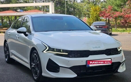 KIA K5, 2021 год, 1 750 000 рублей, 2 фотография