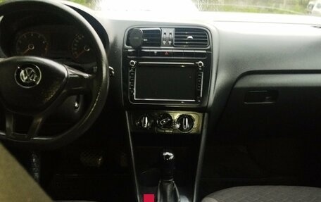 Volkswagen Polo VI (EU Market), 2016 год, 750 000 рублей, 5 фотография