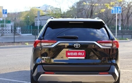 Toyota RAV4, 2019 год, 3 200 000 рублей, 3 фотография