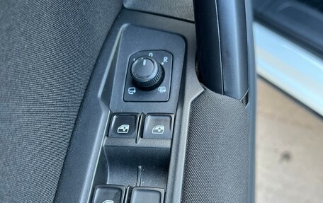 Volkswagen Tiguan II, 2017 год, 2 000 000 рублей, 11 фотография