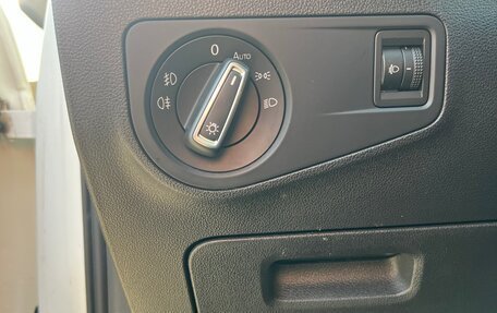 Volkswagen Tiguan II, 2017 год, 2 000 000 рублей, 12 фотография
