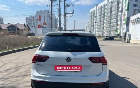 Volkswagen Tiguan II, 2017 год, 2 000 000 рублей, 5 фотография