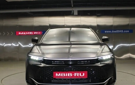 Toyota Crown, 2024 год, 5 100 777 рублей, 2 фотография