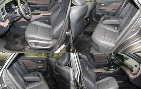 Toyota Crown, 2024 год, 5 100 777 рублей, 11 фотография