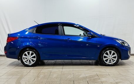 Hyundai Solaris II рестайлинг, 2011 год, 850 000 рублей, 3 фотография
