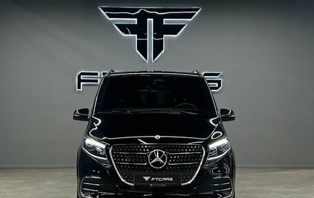 Mercedes-Benz V-Класс, 2024 год, 13 390 000 рублей, 2 фотография