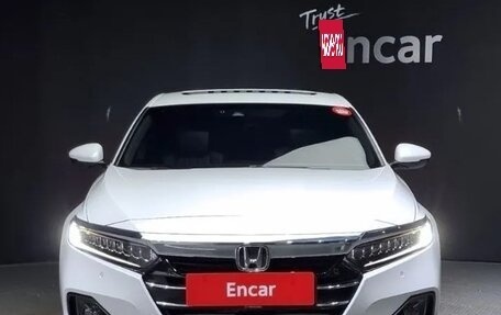 Honda Accord IX рестайлинг, 2022 год, 1 700 000 рублей, 2 фотография