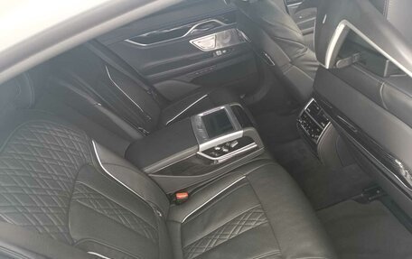 BMW 7 серия, 2019 год, 6 250 000 рублей, 9 фотография