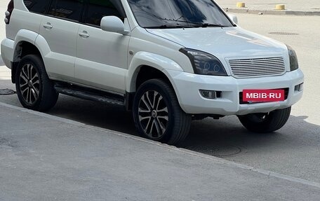 Toyota Land Cruiser Prado 120 рестайлинг, 2003 год, 1 350 000 рублей, 3 фотография