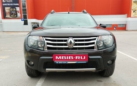 Renault Duster I рестайлинг, 2014 год, 999 000 рублей, 2 фотография