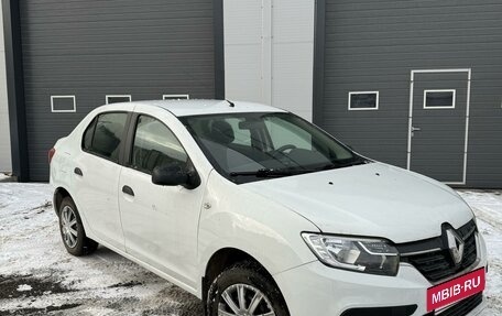 Renault Logan II, 2018 год, 630 000 рублей, 4 фотография