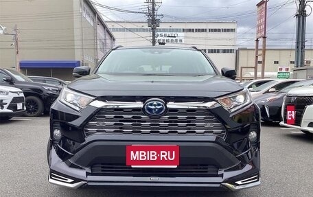 Toyota RAV4, 2022 год, 3 200 000 рублей, 3 фотография