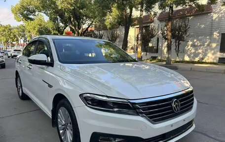 Volkswagen Lavida, 2021 год, 1 200 000 рублей, 2 фотография