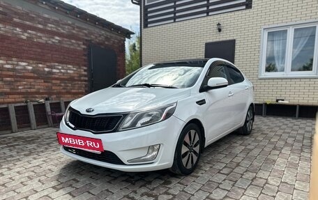 KIA Rio III рестайлинг, 2014 год, 1 100 000 рублей, 2 фотография