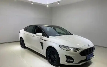 Ford Mondeo V, 2020 год, 1 500 000 рублей, 3 фотография