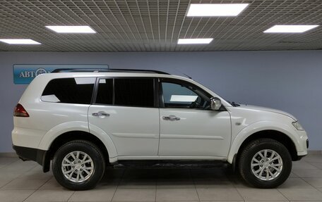 Mitsubishi Pajero Sport II рестайлинг, 2014 год, 1 713 000 рублей, 4 фотография
