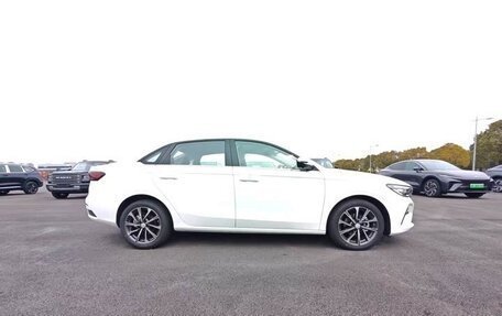 Geely Emgrand, 2022 год, 1 010 000 рублей, 9 фотография