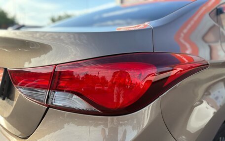 Hyundai Elantra V, 2015 год, 1 330 000 рублей, 10 фотография