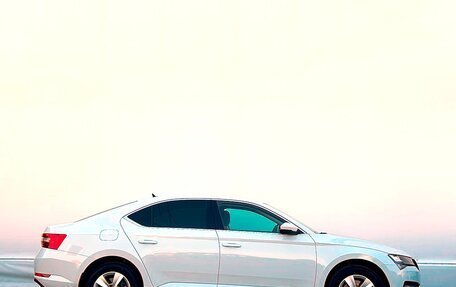 Skoda Superb III рестайлинг, 2021 год, 3 197 600 рублей, 12 фотография