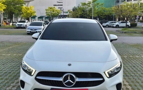Mercedes-Benz A-Класс, 2020 год, 2 000 000 рублей, 2 фотография