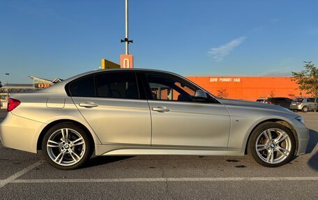 BMW 3 серия, 2018 год, 3 000 000 рублей, 4 фотография