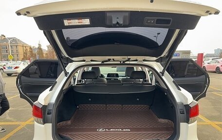 Lexus RX IV рестайлинг, 2020 год, 3 810 000 рублей, 8 фотография