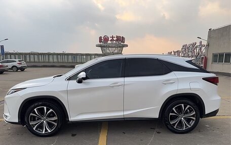 Lexus RX IV рестайлинг, 2020 год, 3 810 000 рублей, 7 фотография