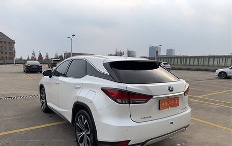 Lexus RX IV рестайлинг, 2020 год, 3 810 000 рублей, 6 фотография