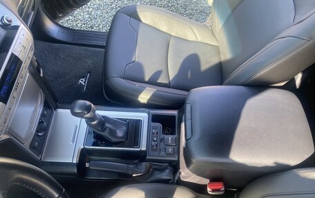 Toyota Land Cruiser Prado 150 рестайлинг 2, 2022 год, 5 200 000 рублей, 9 фотография