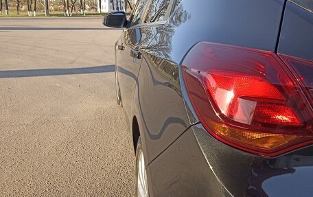Opel Astra J, 2011 год, 850 000 рублей, 3 фотография