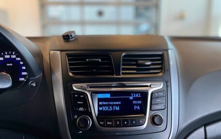Hyundai Solaris II рестайлинг, 2016 год, 1 075 000 рублей, 14 фотография