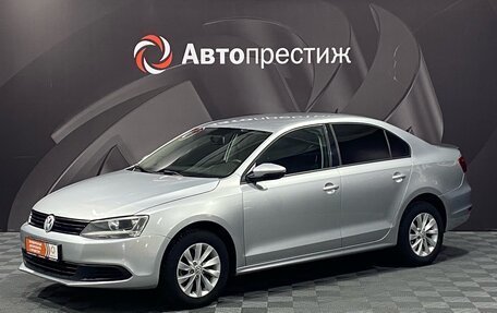 Volkswagen Jetta VI, 2013 год, 999 000 рублей, 1 фотография