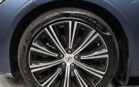 Volvo S90 II рестайлинг, 2023 год, 4 280 000 рублей, 5 фотография