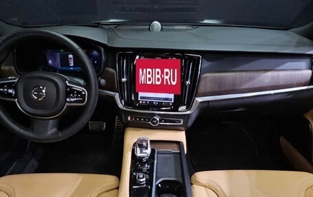 Volvo S90 II рестайлинг, 2023 год, 4 280 000 рублей, 7 фотография