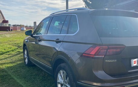 Volkswagen Tiguan II, 2017 год, 2 800 000 рублей, 5 фотография