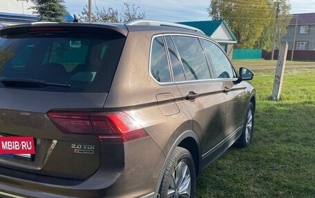 Volkswagen Tiguan II, 2017 год, 2 800 000 рублей, 6 фотография